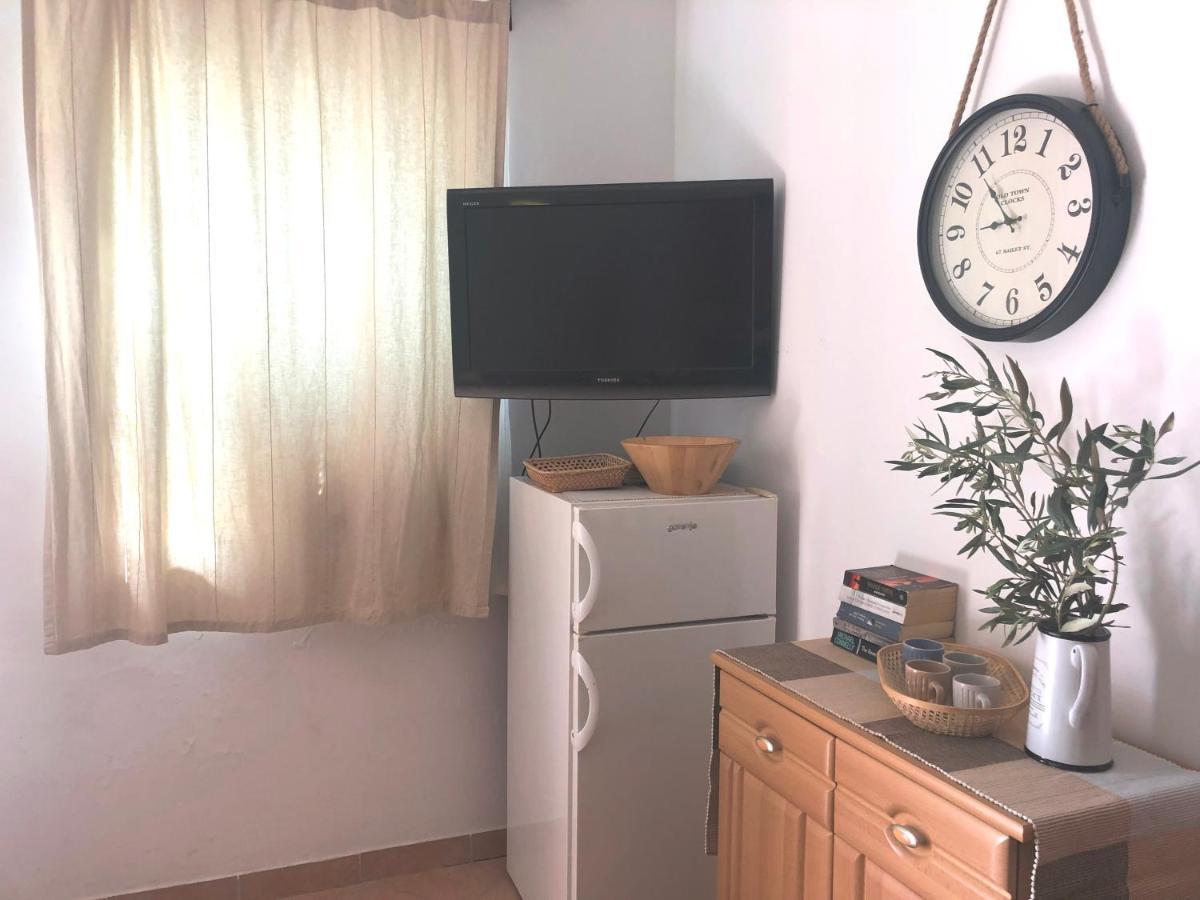 Peric Apartma *