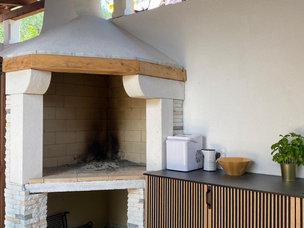 Apartma Peric Stari Grad (Hvar)